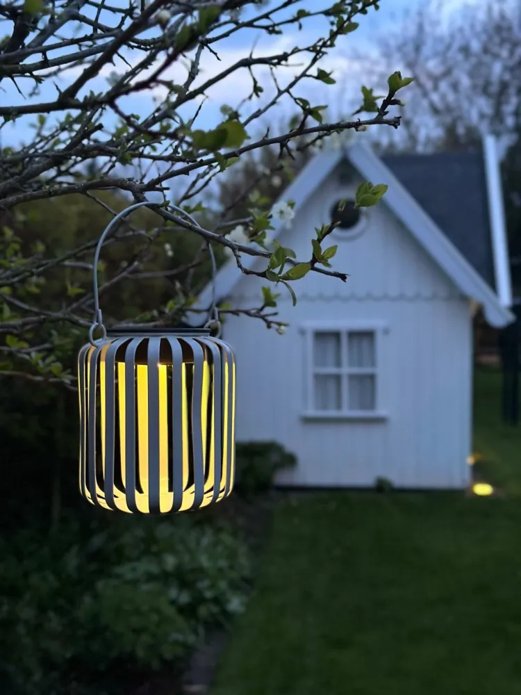 Lanterne VILA m. Solceller – Grå stål