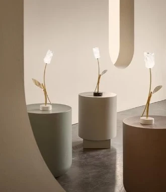 Long-Lasting Tulip bordlampe fra Slamp