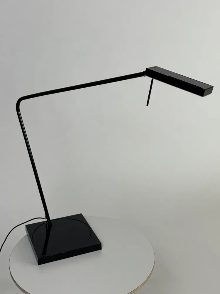 Luxo | Ninety LED Bordlampe