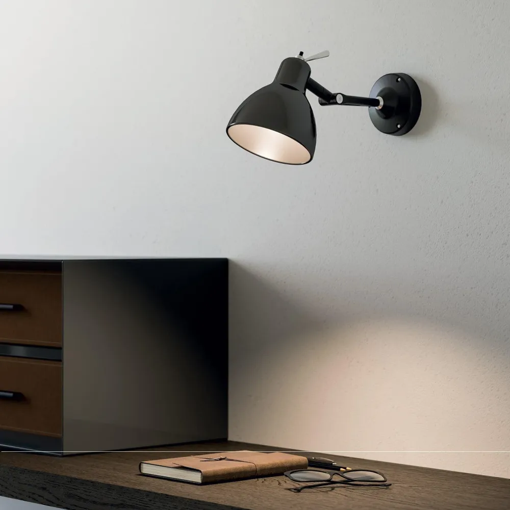 Luxy H0 væg/-loftlampe fra Rotaliana - 60W Equivalent Blank