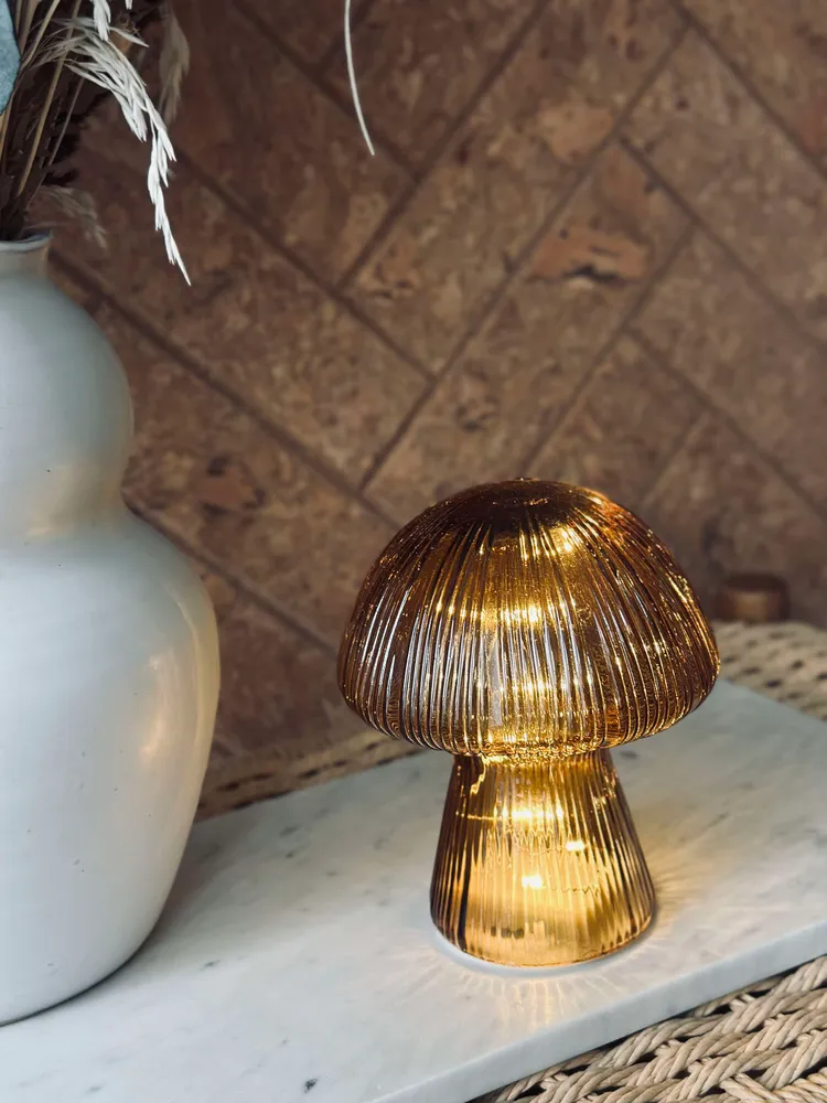 Mushroom med riller 15cm - Gylden