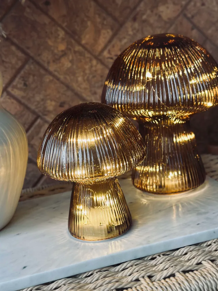Mushroom med riller 15cm - Gylden