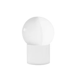 Pulce bordlampe fra Martinelli Luce Damp Location Rated Hvid