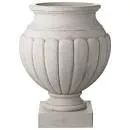 Karolinne skjuler H60 cm. cement