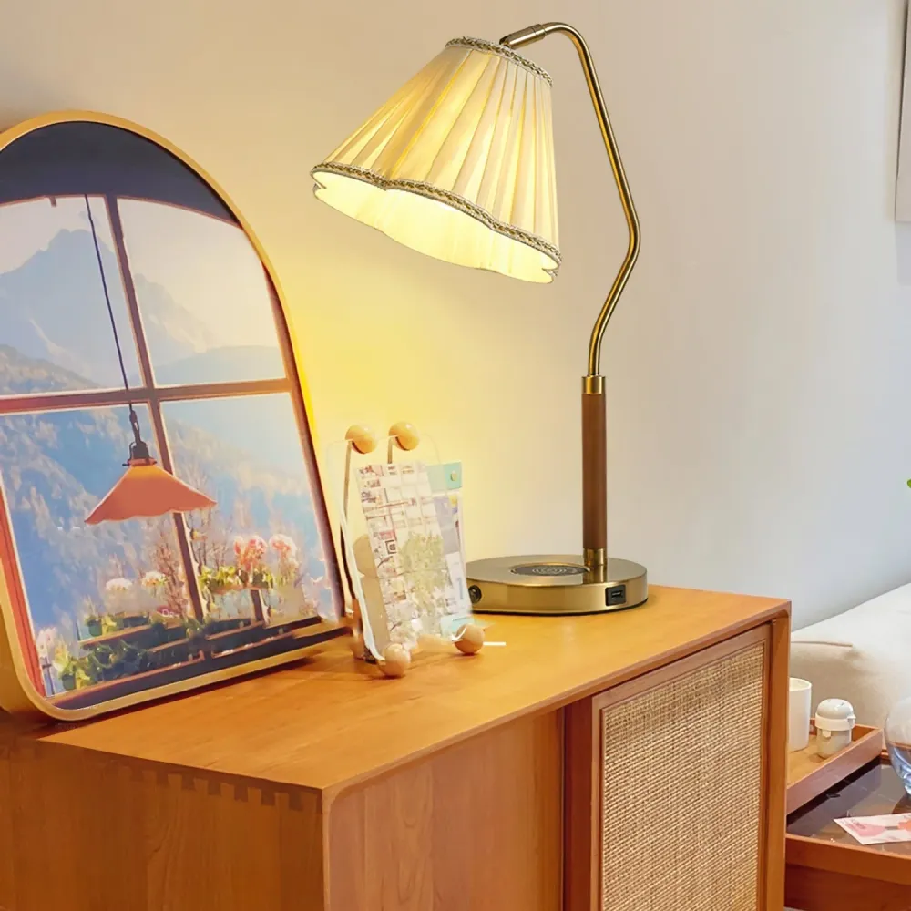 Vintage Table Lamp | Brass Base Pleated Shade