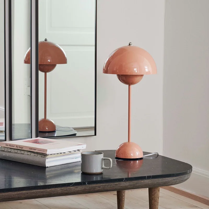 Danishmeadow - svampeformet macaron bordlampe Rosa