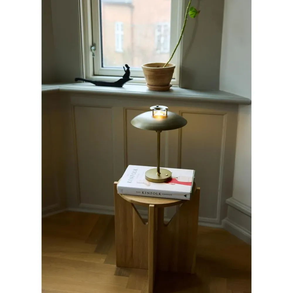 Stepp 1-2-3 On--go – Antique Finish – Genopladelig bordlampe med klassisk touch
