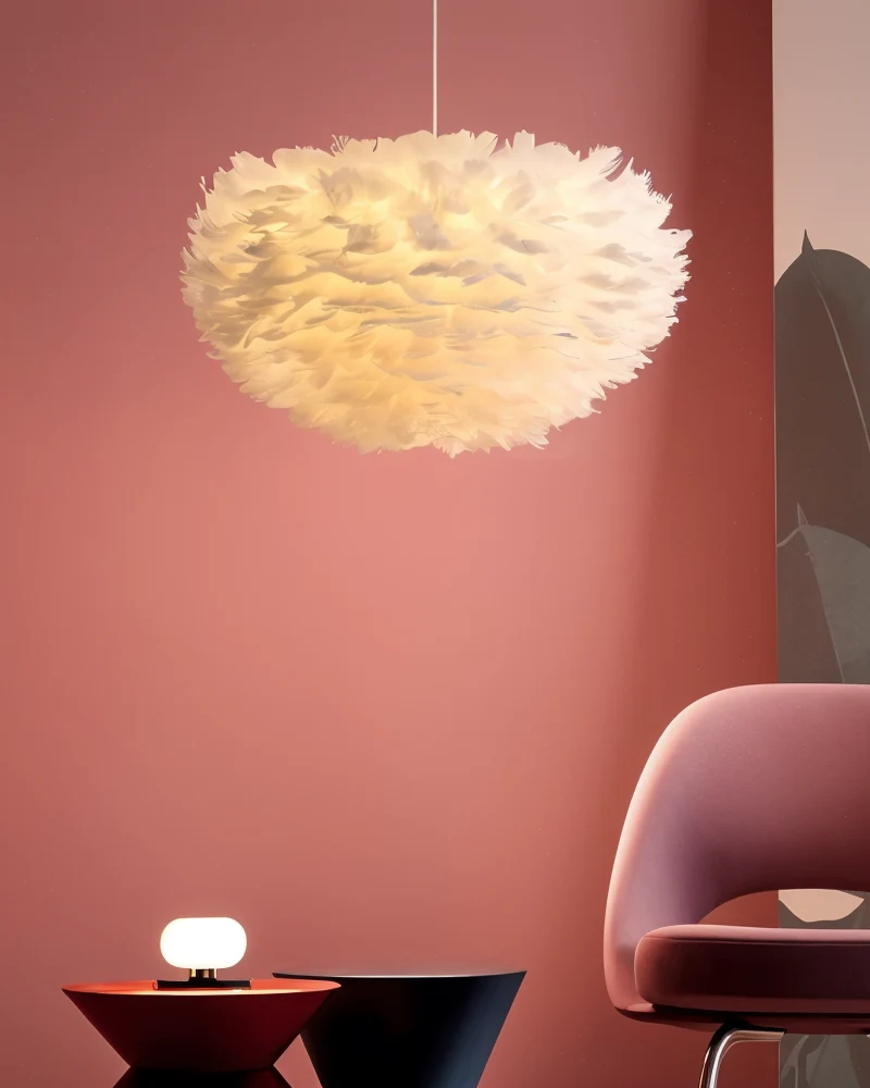 Dreamy Feather chandelier - skillfully made, justerbar pendel Graa