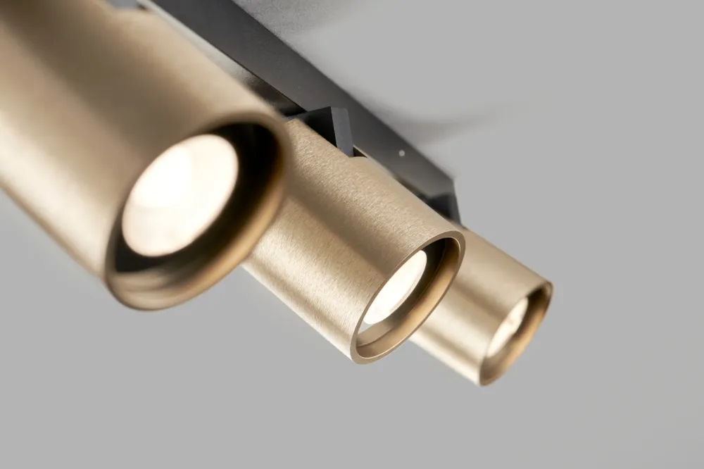 Focus Pocket L700 2700K Messing