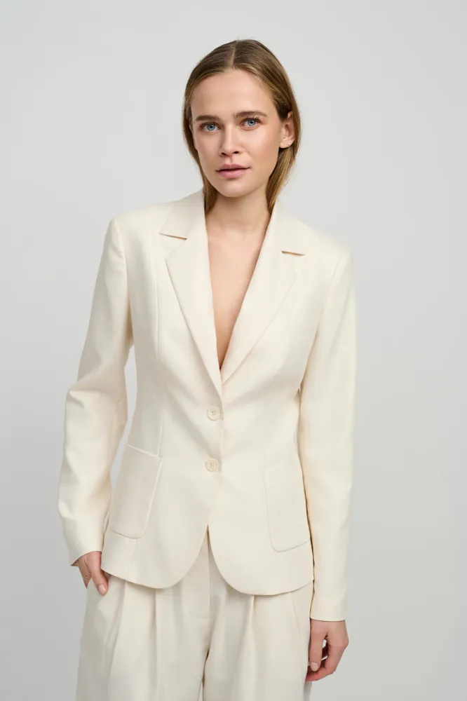 CRKimiko Fitted Blazer DIY Projects 34