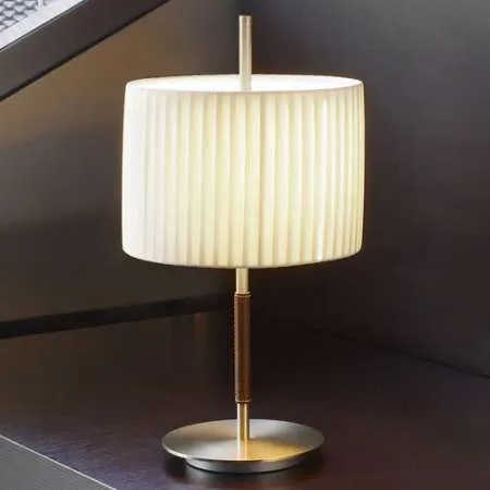 Ergonomic Design Danona bordlampe Bover Hvid