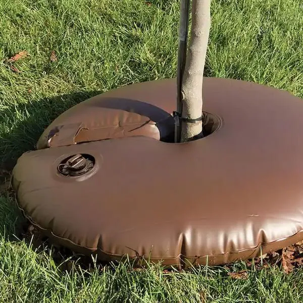 Flad vandingspose til træer og buske, 55 liter