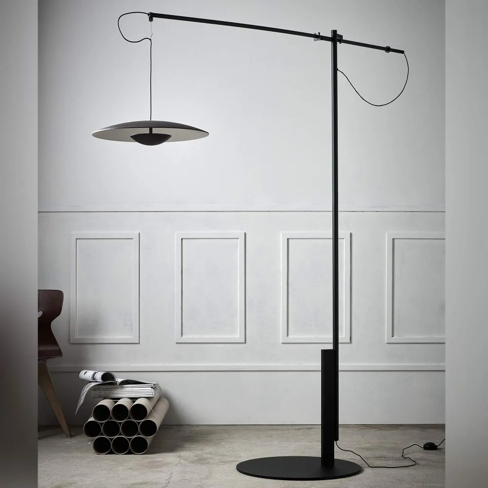 Ginger XXL gulvlampe fra Marset