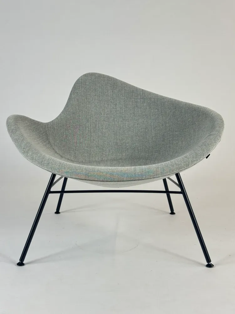 +Halle | K2 4-Leg Loungestol (Kvadrat Guest 110)