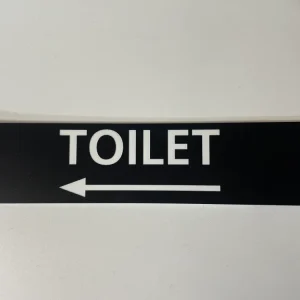 Industrial Strength Skilt toilet + pil venstre 20