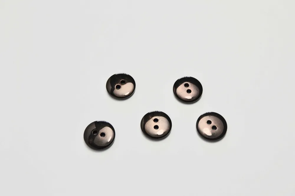 KNAP 2-HULS MIDNIGHT 14 MM