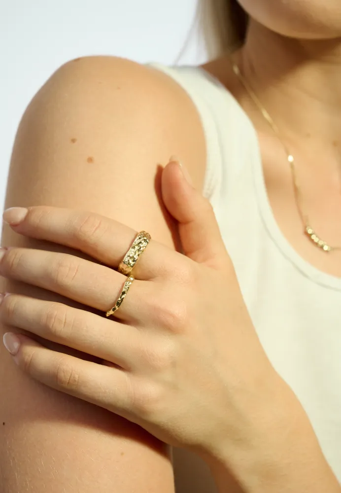 Laser Level SRBlurry Signet Ring 6