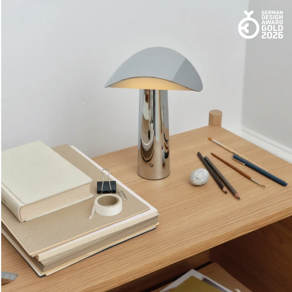 Lium mobile bordlampe krom