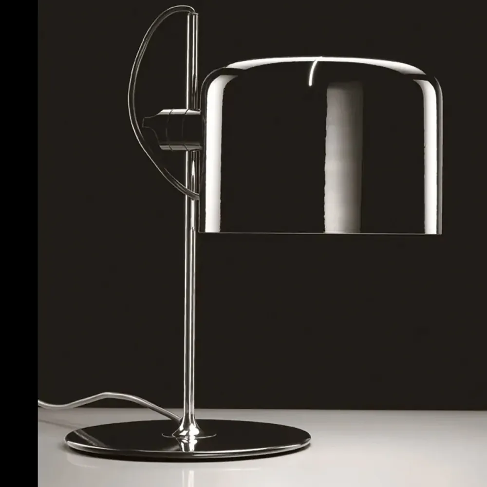 Oluce Coupe Bordlampe Brushed Nickel Sort