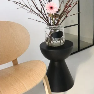 Onyx Moon Stool Vibration Reduction