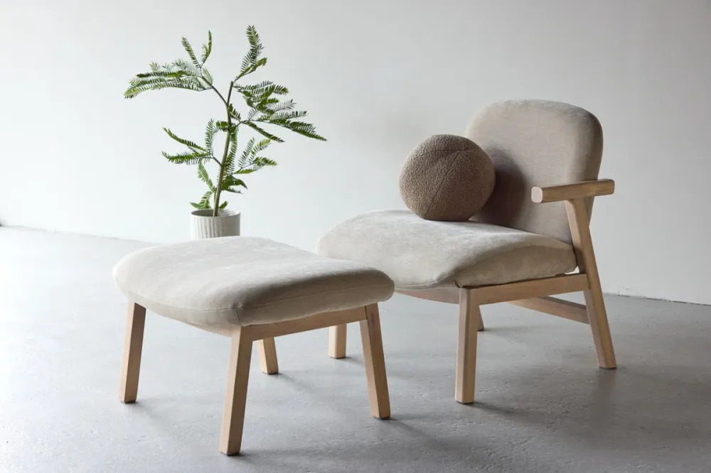 Rile skammel 60 x 42 x 70 poler + lænestol beige