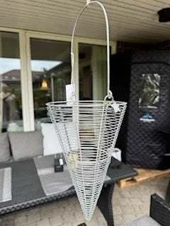 Terrasse pynt: Kræmmerhus med hank