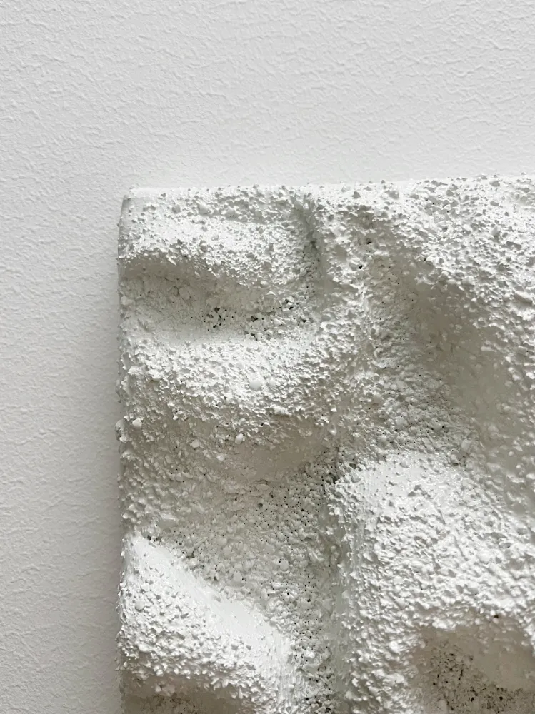 Tiny Clay 48